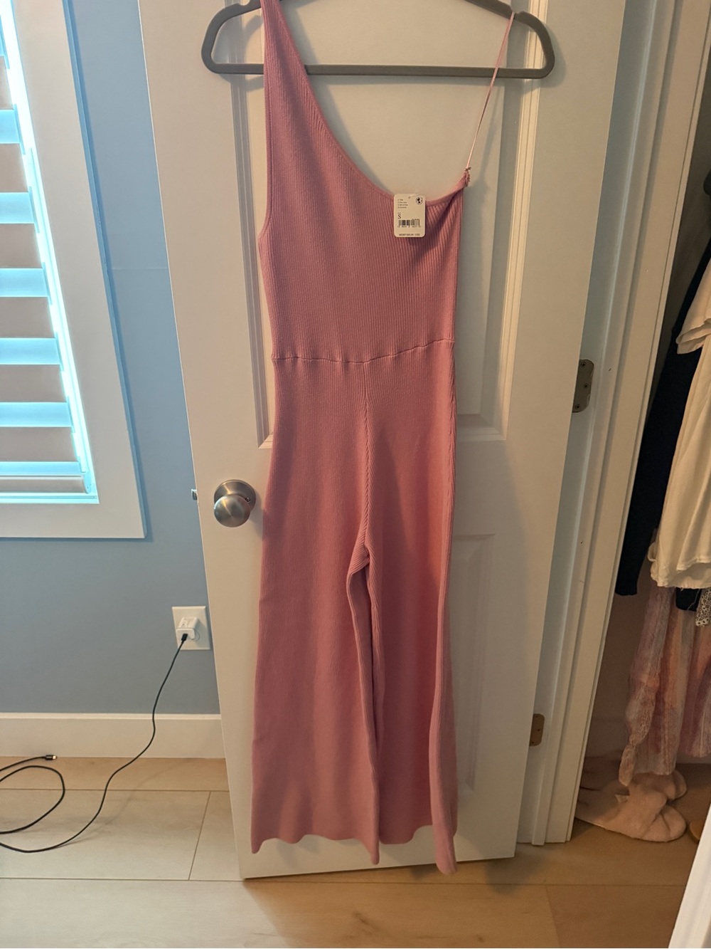 Women’s Pink One-Shoulder Jumpsuit